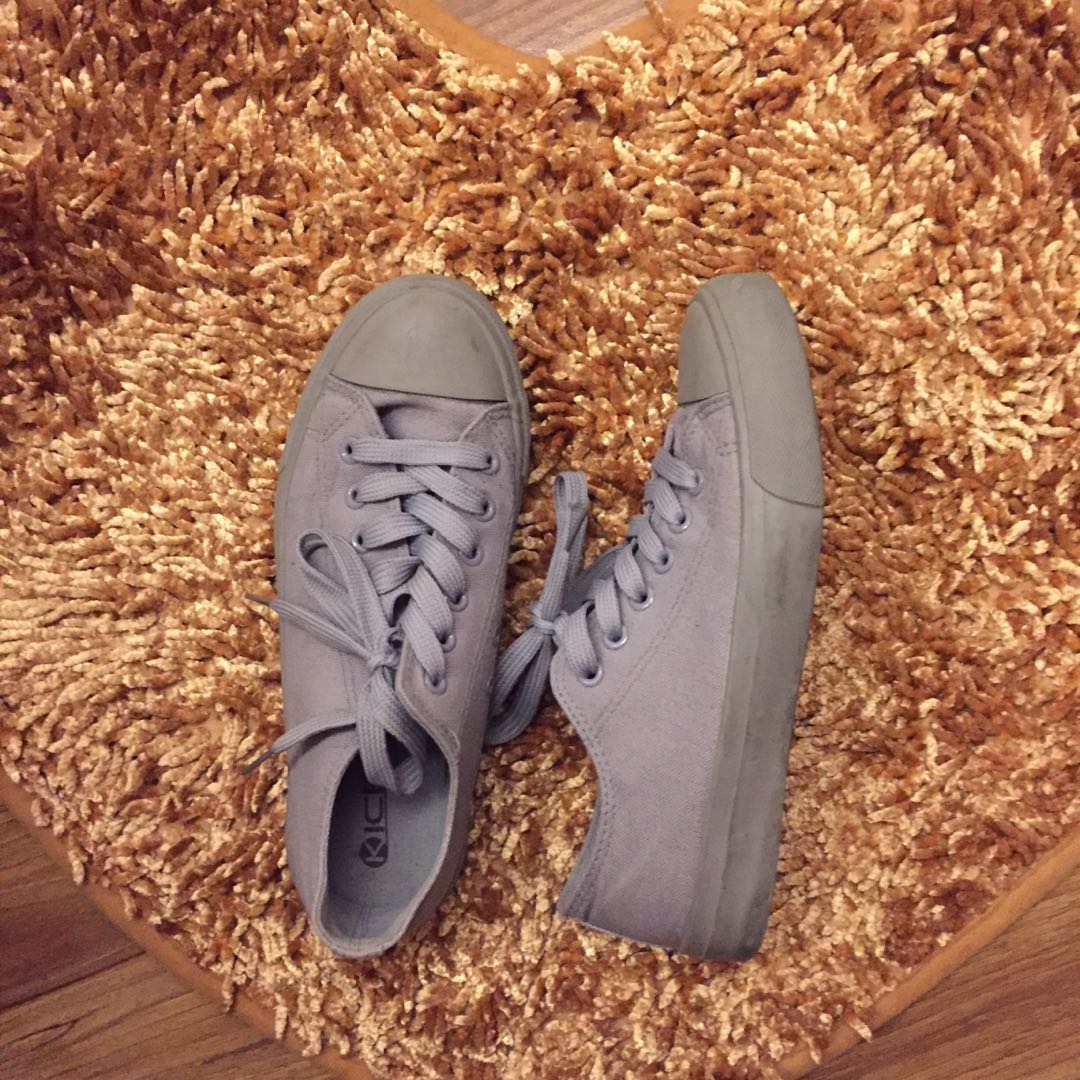 SM Kicks Sneakers