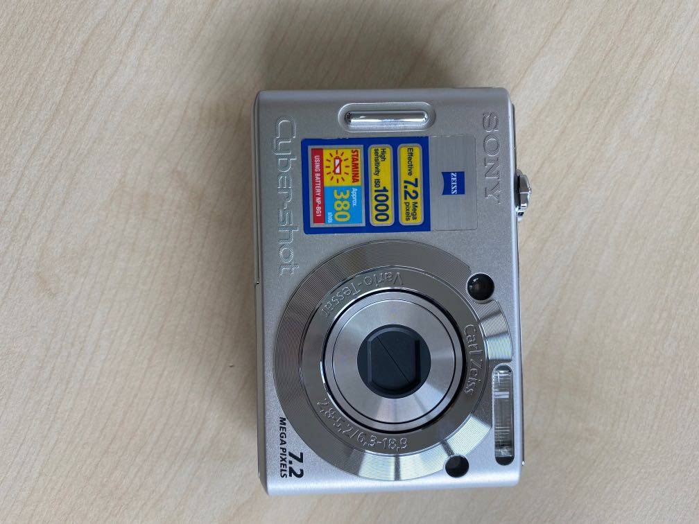 Sony Cybershot 7.2 megapixel, Photography, Cameras on Carousell