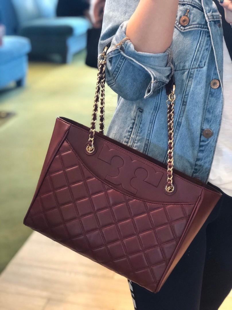 Tory Burch Savannah Tote, Luxury, Bags & Wallets on Carousell