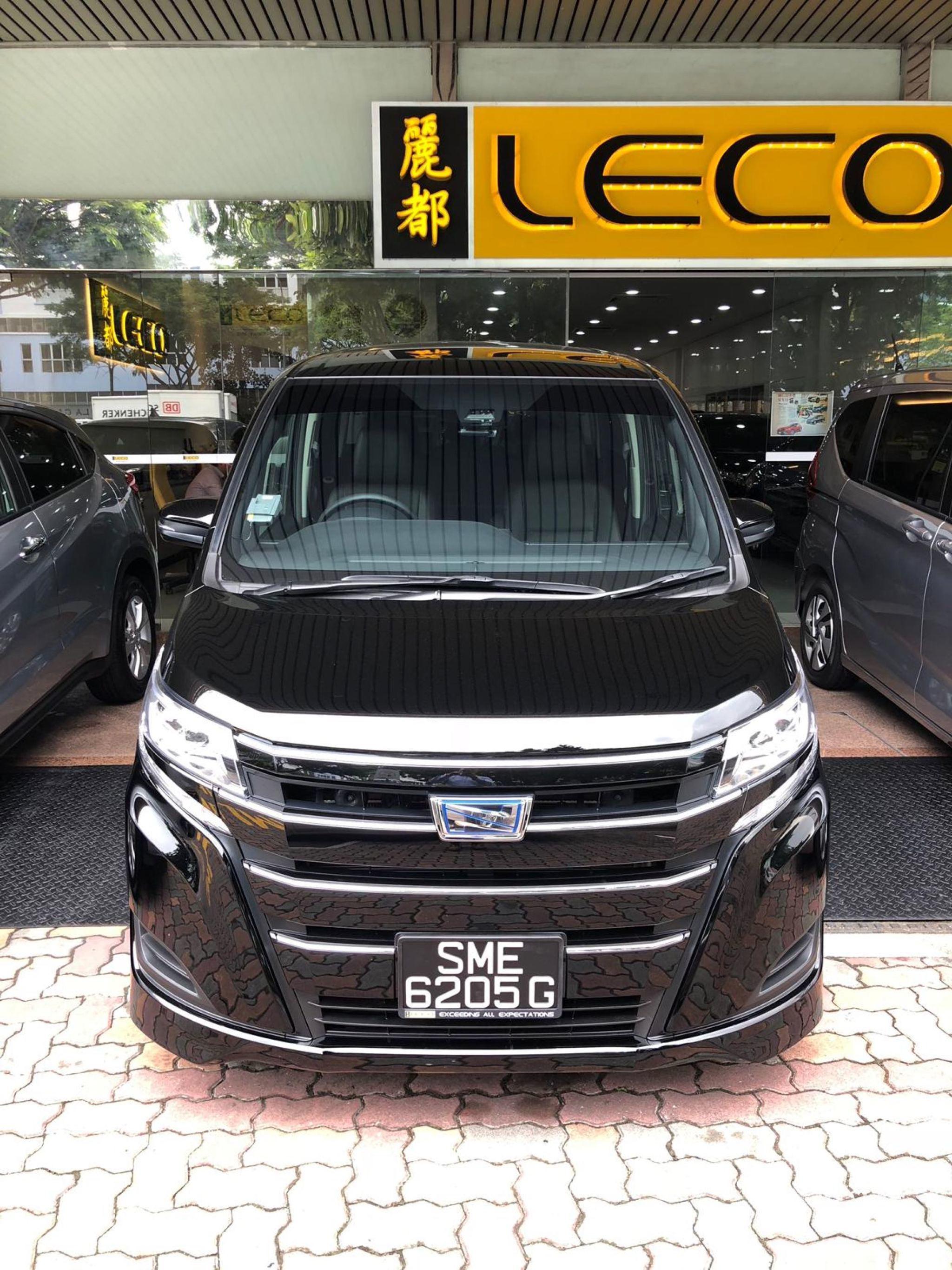 Toyota Noah Hybrid 1.8 X 7-Seater (A), Cars, Parallel ...