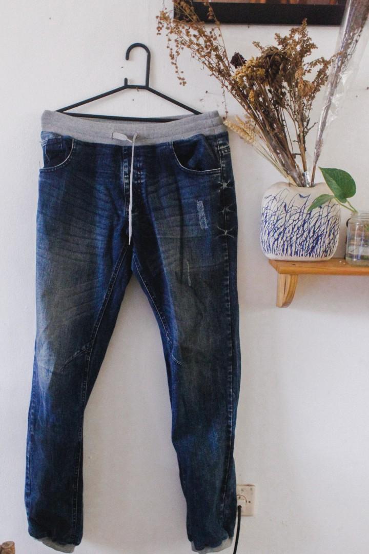 American Jeans Premium Denim Wear 