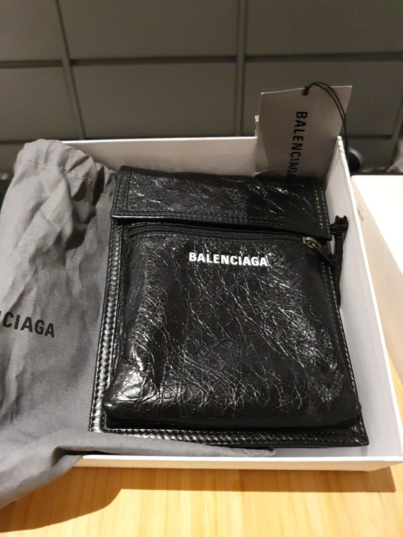 Explorer pouch online strap balenciaga