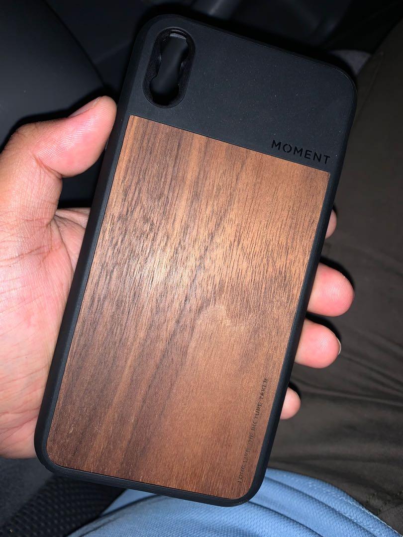 Moment iPhone Xs Photo Case, Walnut Wood