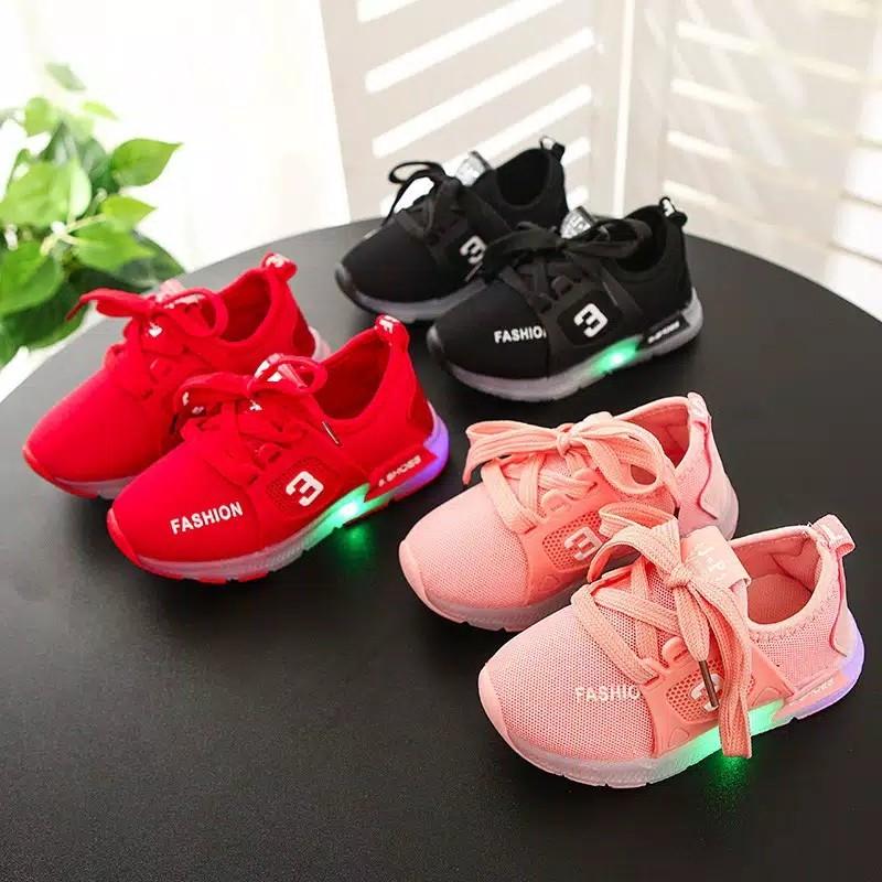 Sepatu Anak Led Three Sneakers Canvas Sepatu Lampu Anak Sekolah Import Bayi Anak Baju Anak Laki Laki 1 Hingga 3 Tahun Di Carousell