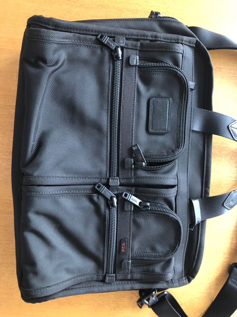 Tumi slim briefcase, 15, Men's Fashion, Bags, Briefcases on Carousell