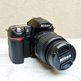 Nikon D80 DSLR & AF-S Nikkor 18-55mm f3.5-5.6 Zoom Lens Package Set