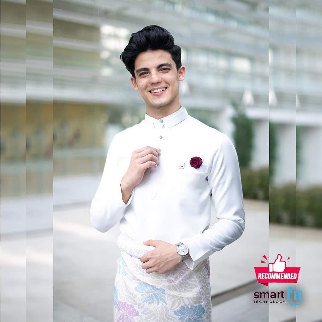 Baju Melayu Slim Fit Nikah Men S Fashion Clothes Outerwear On Carousell