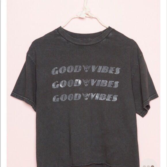 Brandy Melville Good Vibes Aleena Women S Fashion Clothes Tops On Carousell