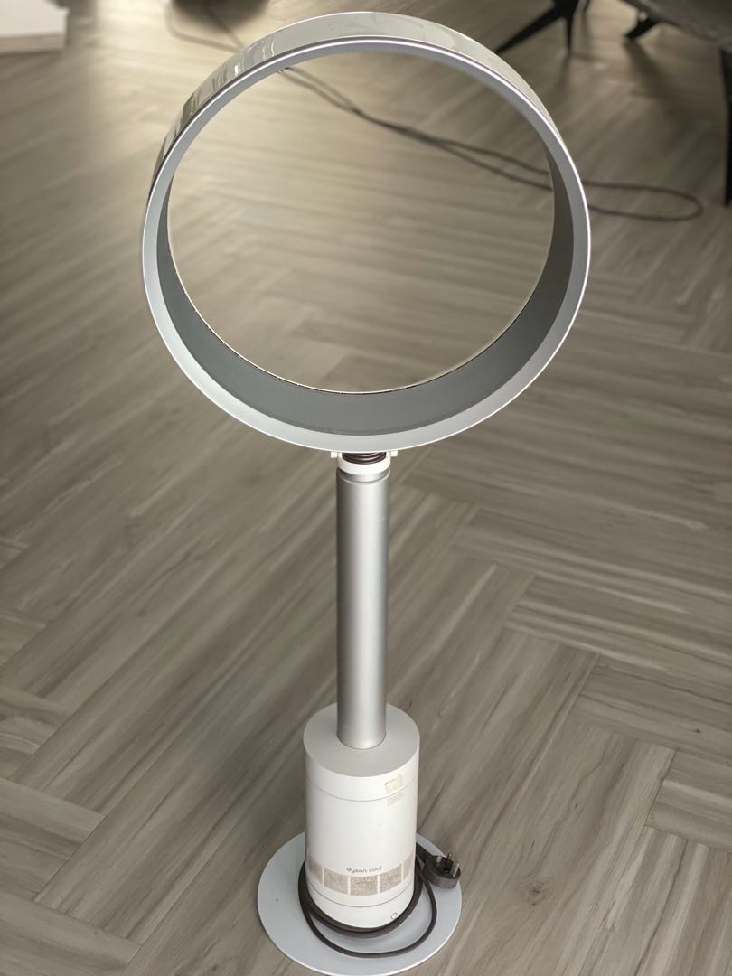 Dyson Fan (AM08), Furniture & Home Living, Lighting & Fans, Fans on