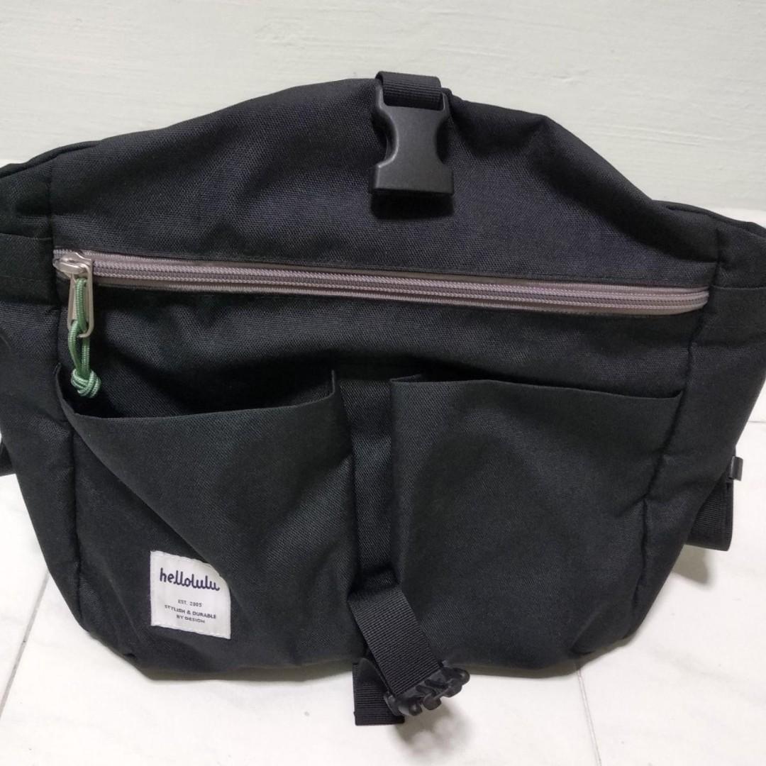 Hellolulu duff clearance shoulder bag