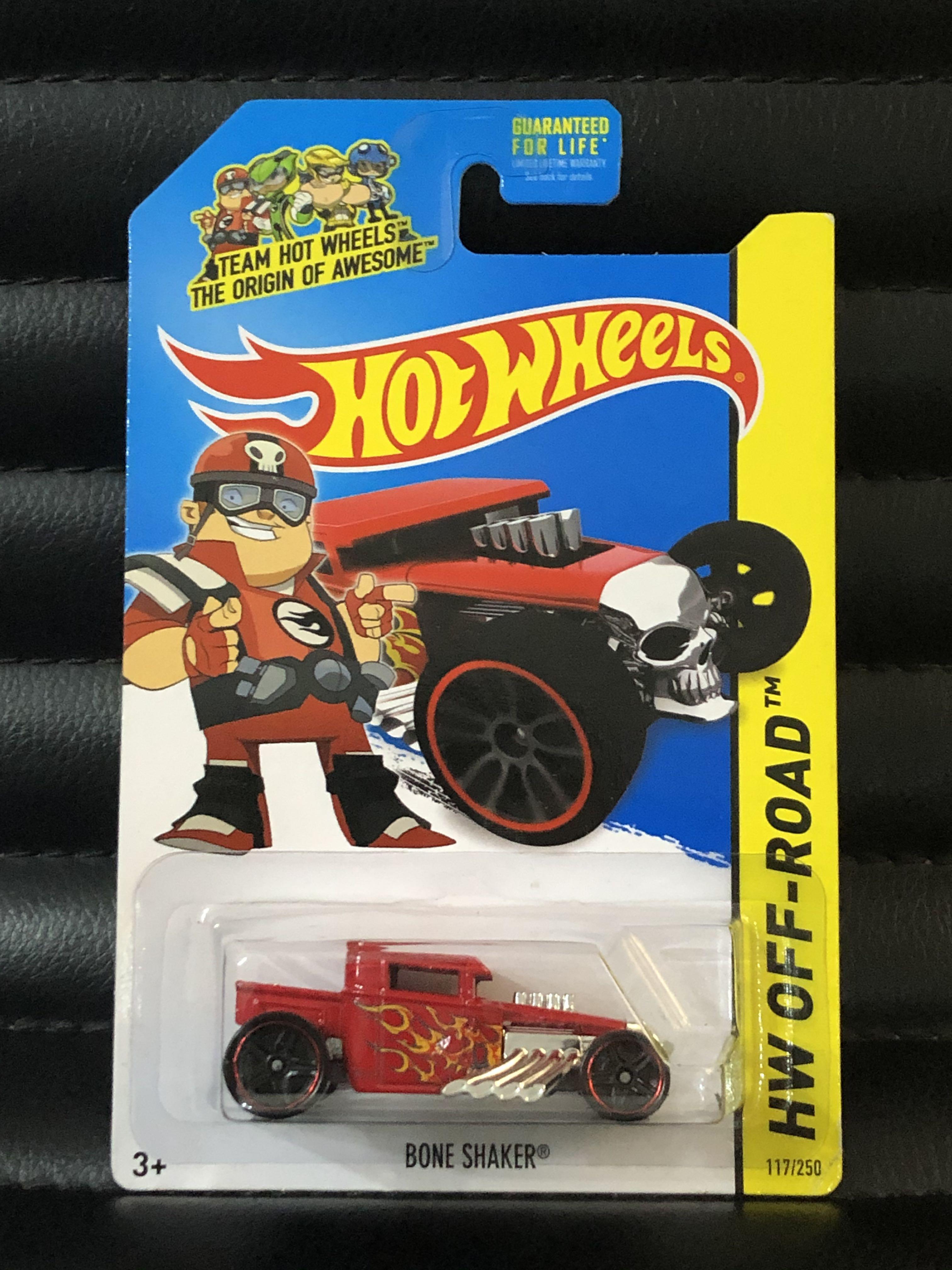 Hot Wheels Dragon Flames Team Hotwheels Bone Shaker, Hobbies
