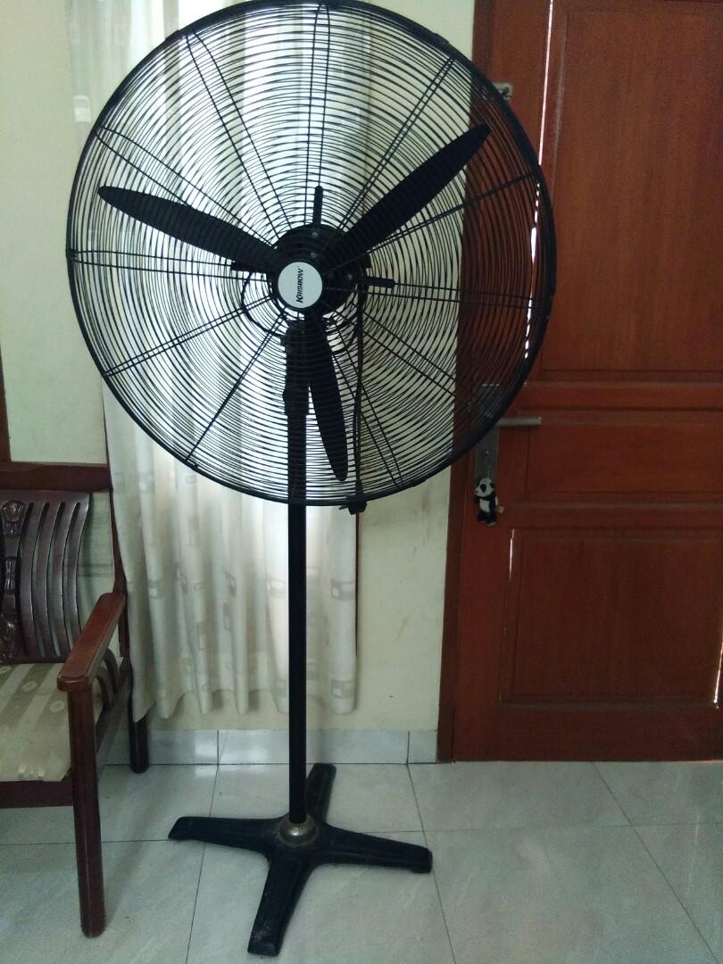 Kipas Angin Krisbow Industrial 76 Cm Elektronik Lainnya Di Carousell