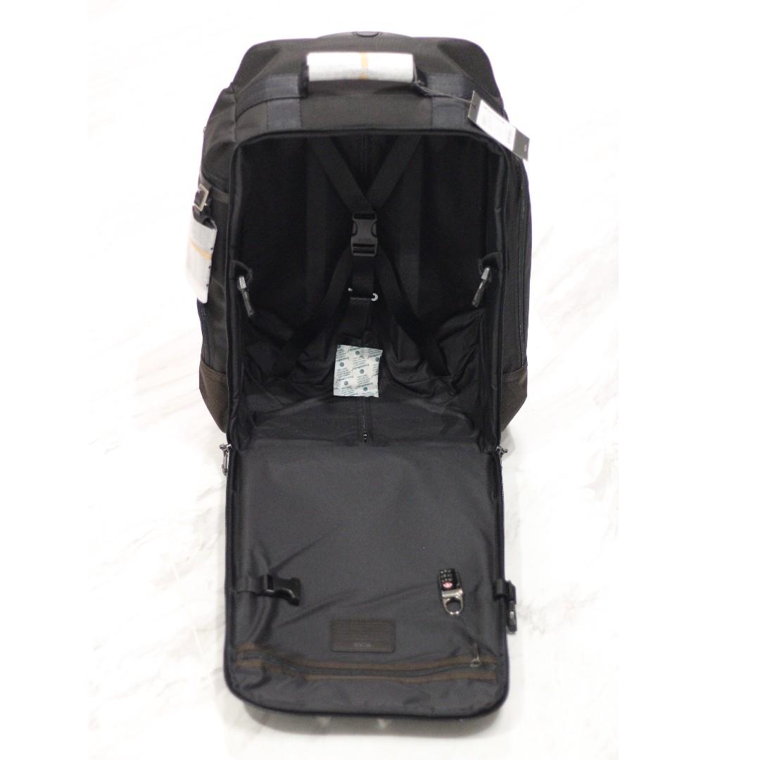 Tumi delante deals wheeled backpack
