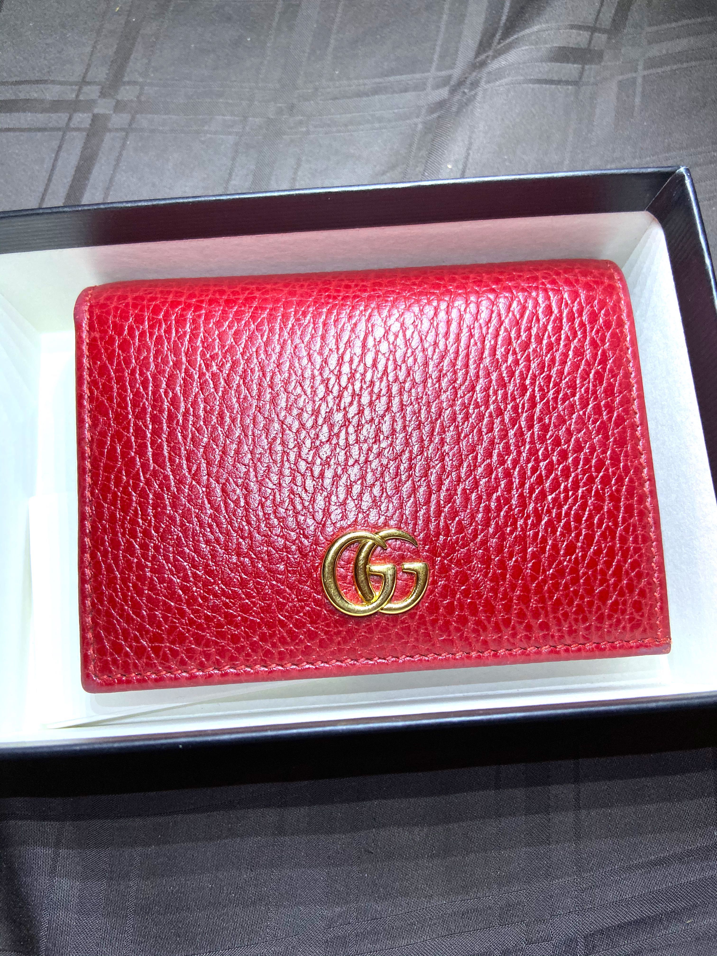 Gucci petite marmont 2025 wallet on chain red