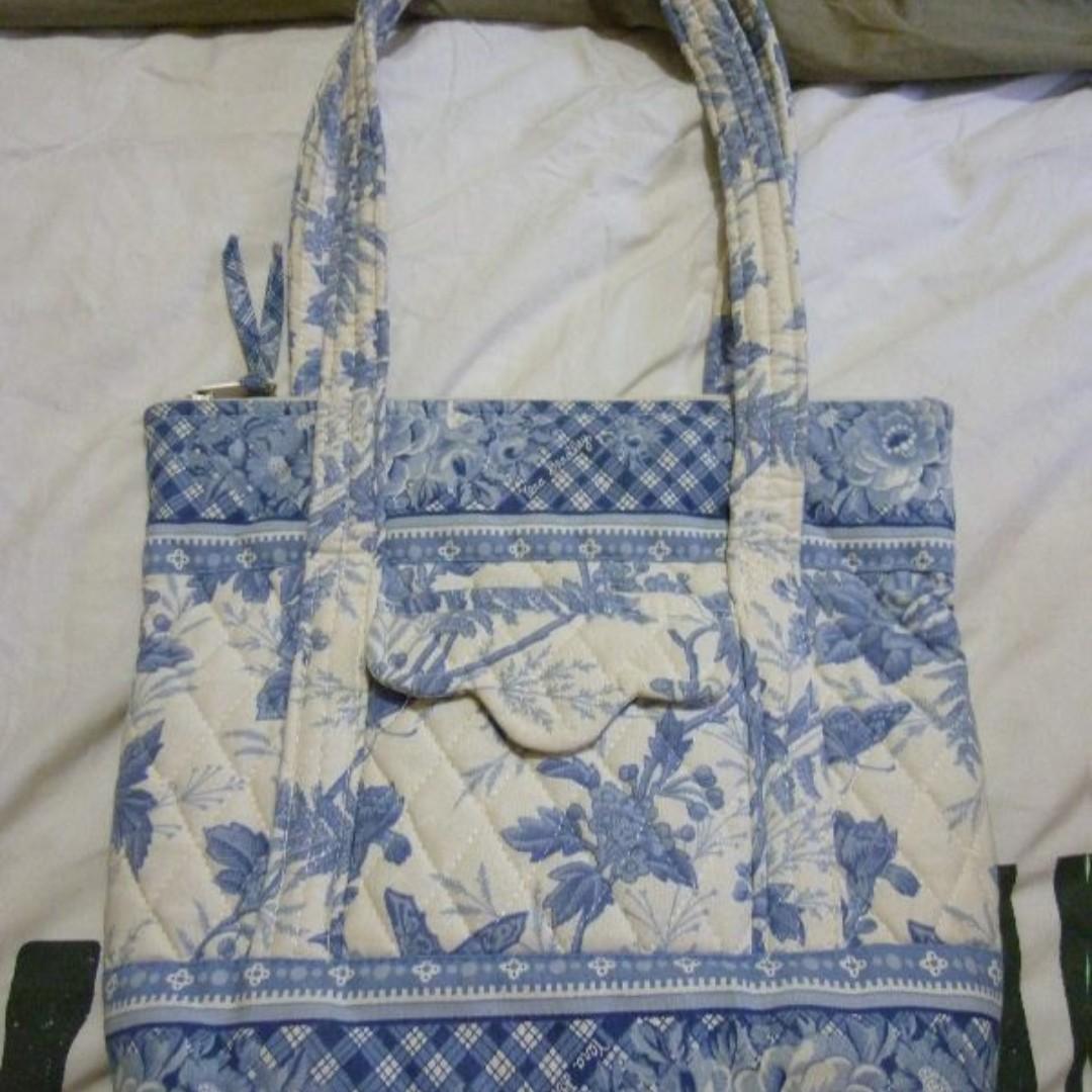 Vera bradley blue tote discount