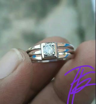 (Kategori: ) berada di . Dikirim oleh mz_diamonds (ID iklan 262063379, Gambar 1). Deskripsi: .