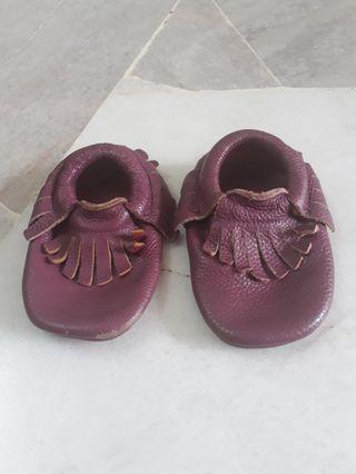 Baby leather  mocassins / shoes #caroustyle