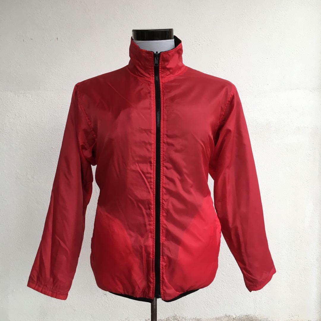 Barcedos Reversible Windbreaker Jacket Men S Fashion Clothes Outerwear On Carousell Barcedos Reversible Windbreaker Jacket Men S Fashion Clothes Outerwear On Carousell