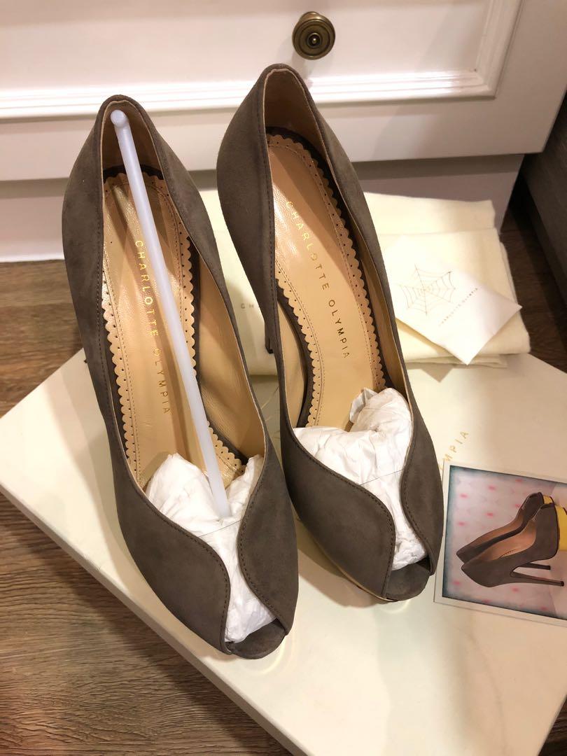Charlotte Olympia Dolly shoes, Barang Mewah, Pakaian di Carousell