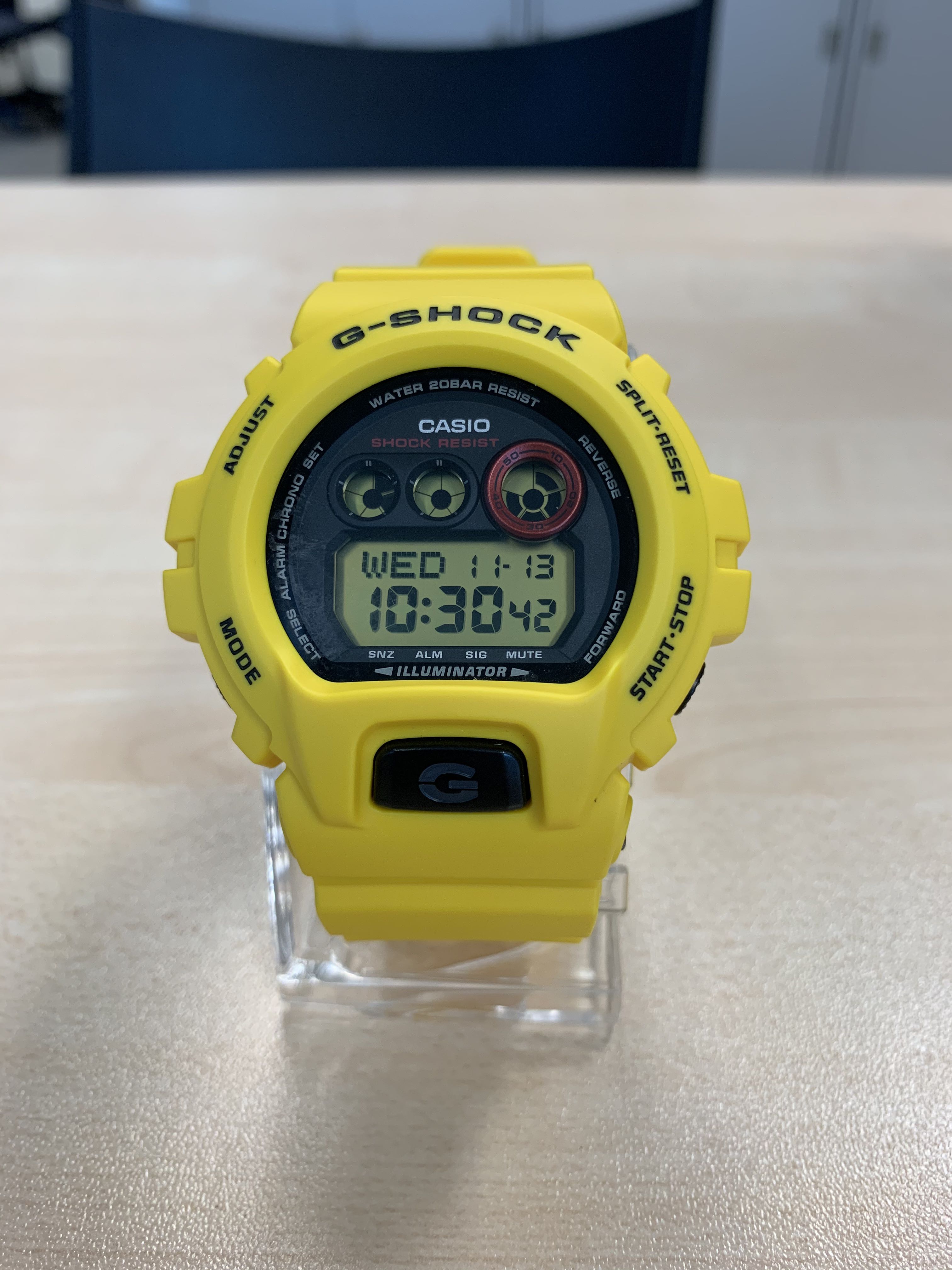 G shock discount lightning yellow