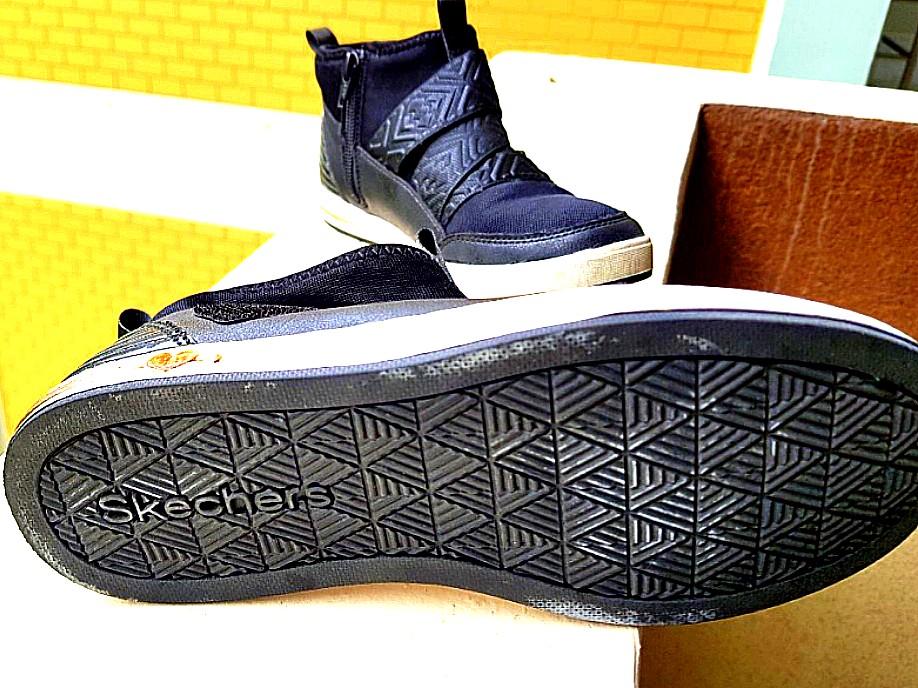 Skechers hotsell edgy glam
