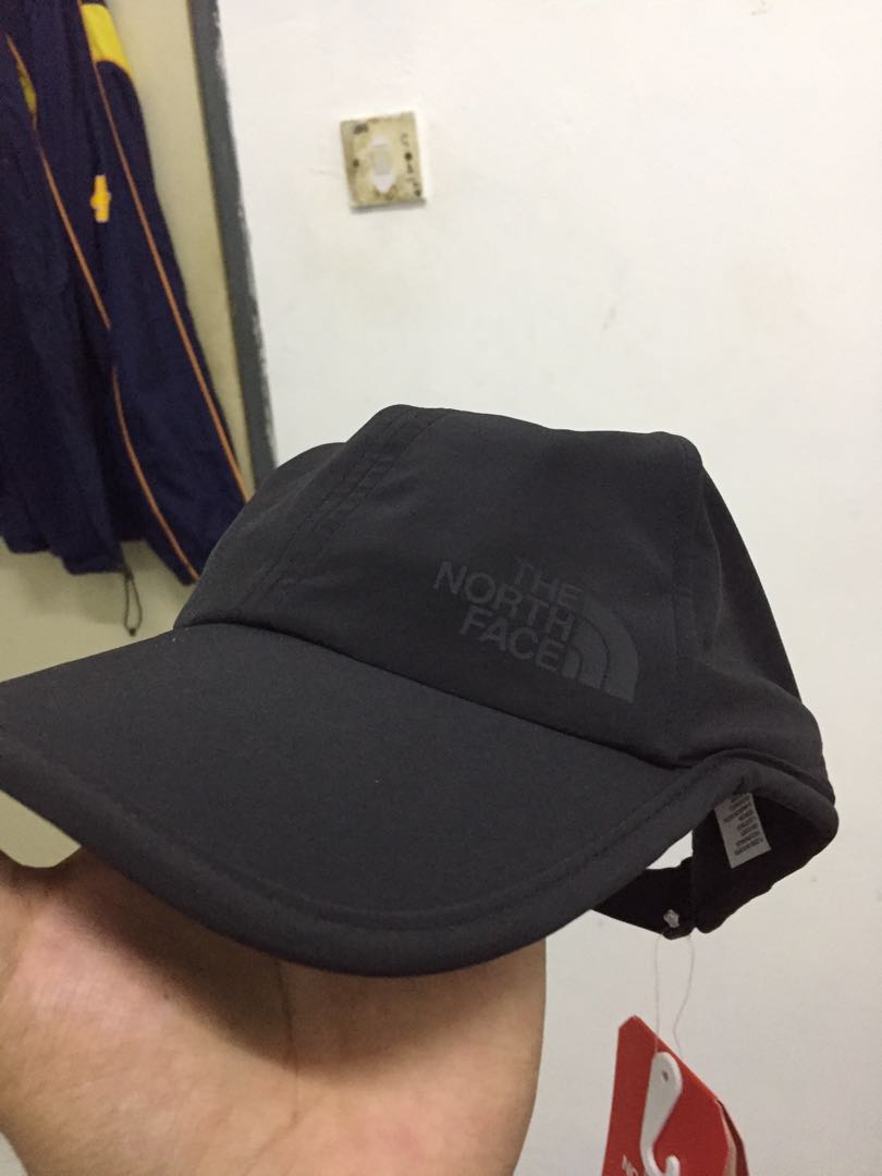 The north face breakaway hat top