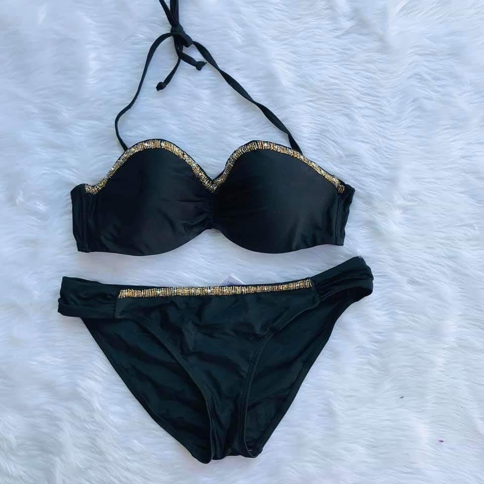 Two piece for Large (Category: Sleeveless) located in Quezon City. Submitted by cunananly (Listing ID 262188221, Image 1). Description: Super Pretty. Only 100php. I never tried it pa XL ako mukang masikip. Best for Large lang talaga.