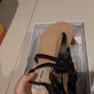 STEVE MADDEN sandals