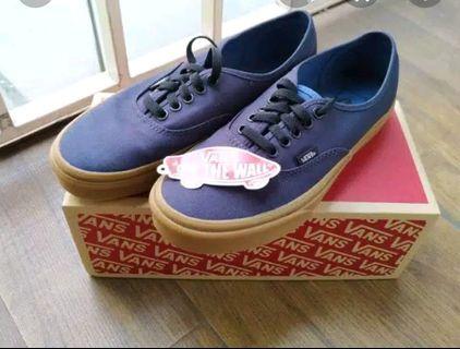 Vans Original Authentic size 39