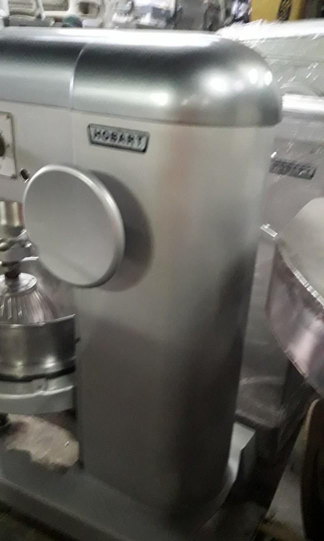 Hobart Mixer 60Qrtz, Furniture & Home Living, Kitchenware