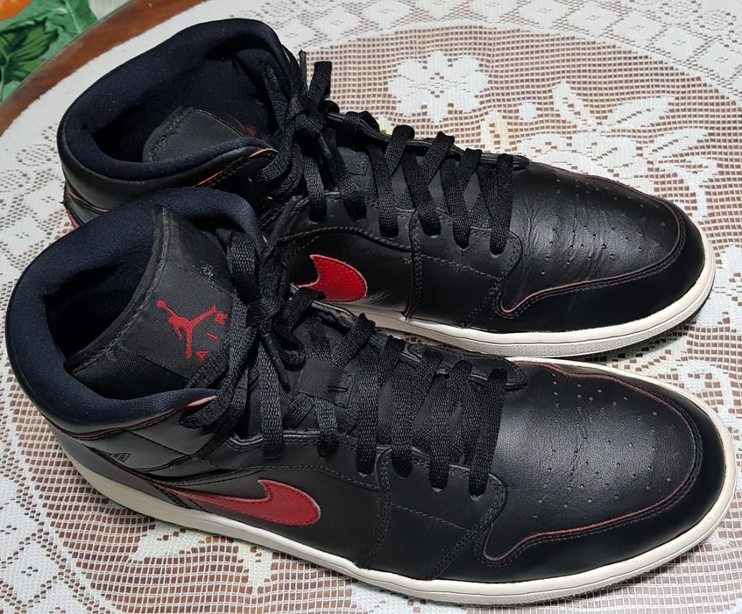 Jordan 1 retro discount mid black team red