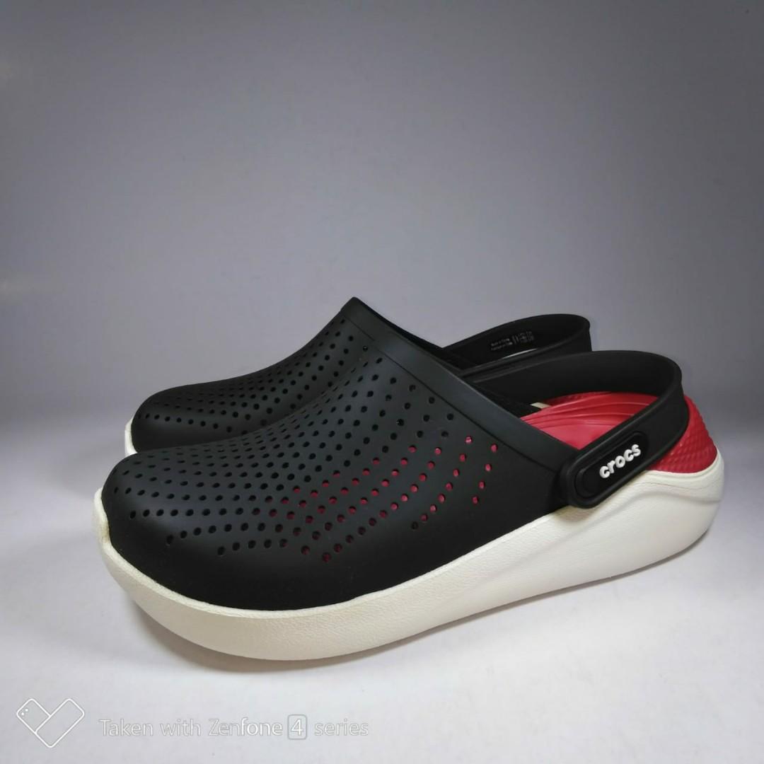 vionic navy sandals