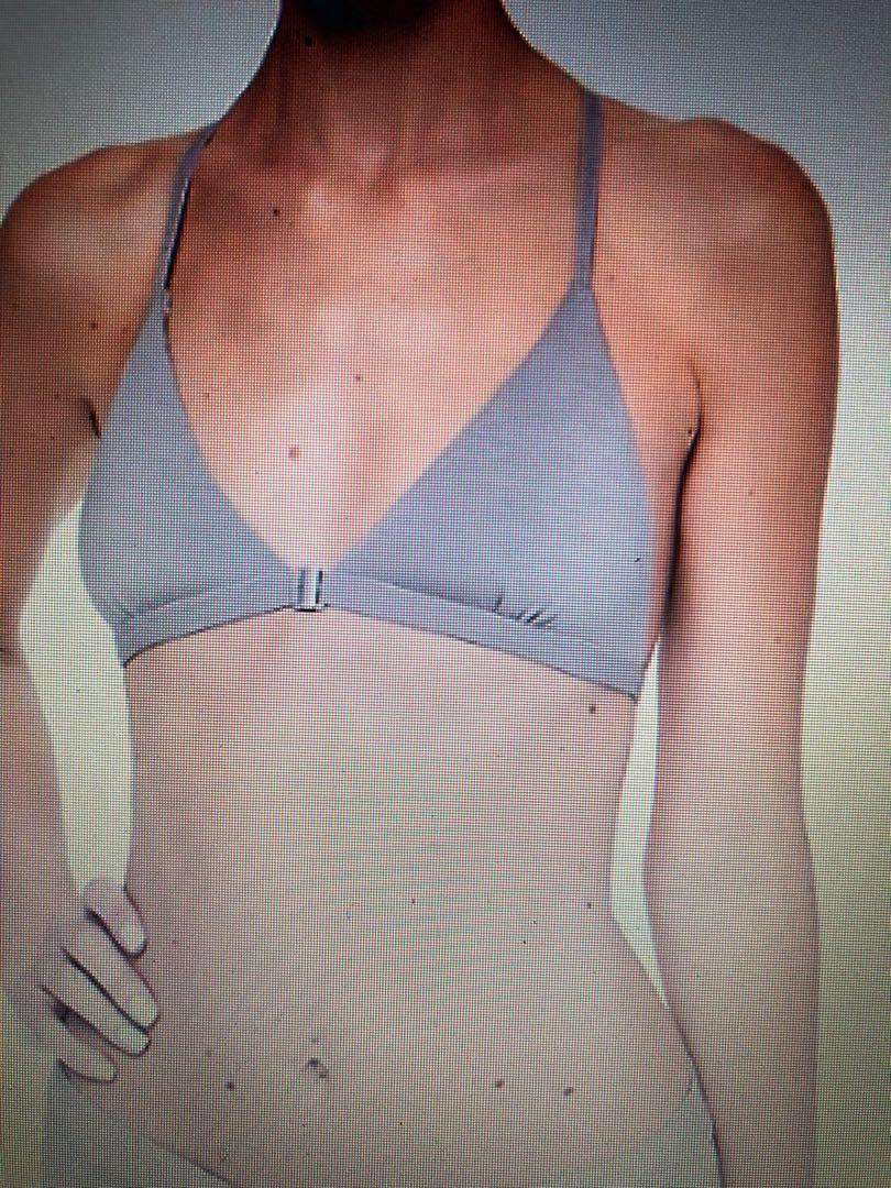 Lululemon Simply There Triangle Bralette, Women's Fashion, New