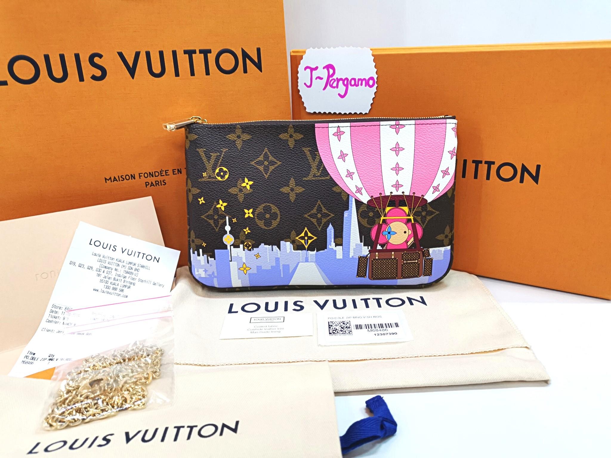 Louis Vuitton Monogram Canvas 2019 Christmas Animation Double Zip Pochette  Bag Louis Vuitton