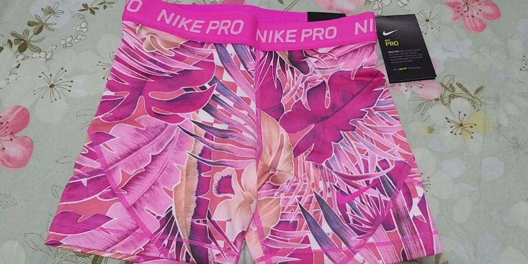 nike bike shorts pink