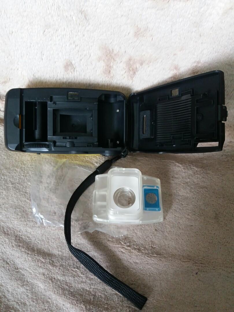 Rare SQ Spongebob Squarepants 35mm camera, Photography, Cameras on