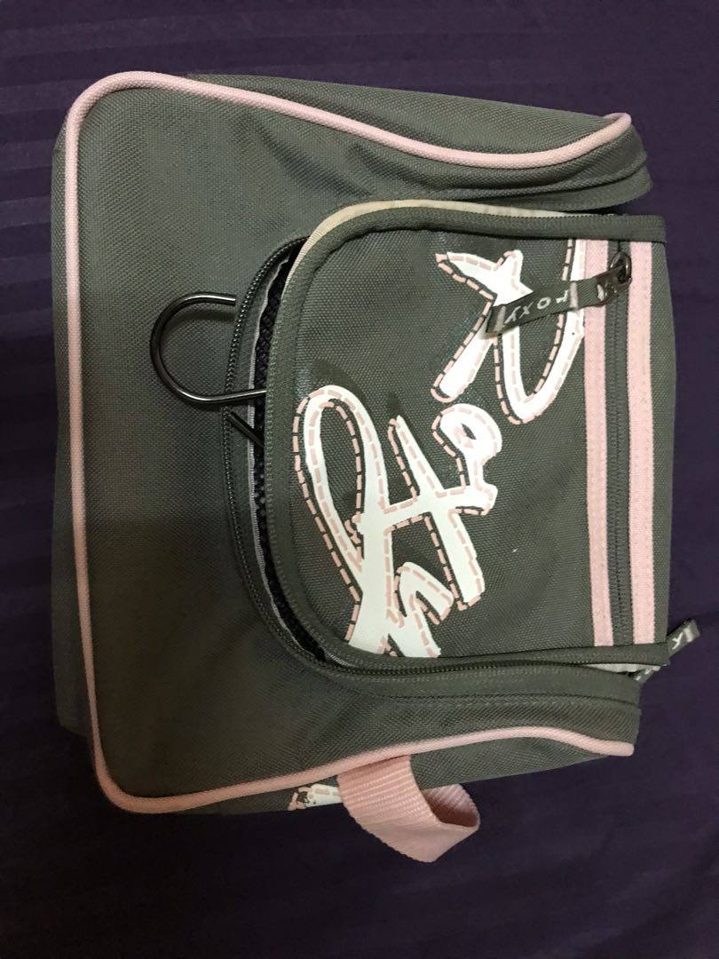 Roxy toiletries bag, Women's Fashion, Bags & Wallets, Purses & Pouches