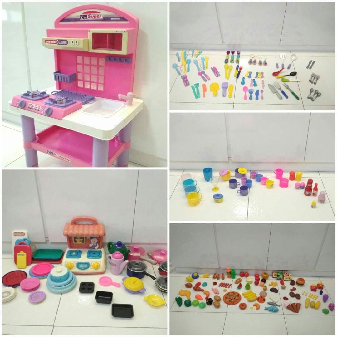 very toy kitchen