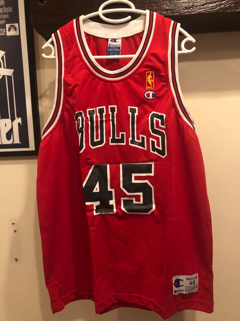 vintage champion jordan jersey (Category: Activewear) located in Bayog. Submitted by booging (Listing ID 262233220, Image 2). Description: 7000 preserved no issues rare gold logo made in usa size 48.