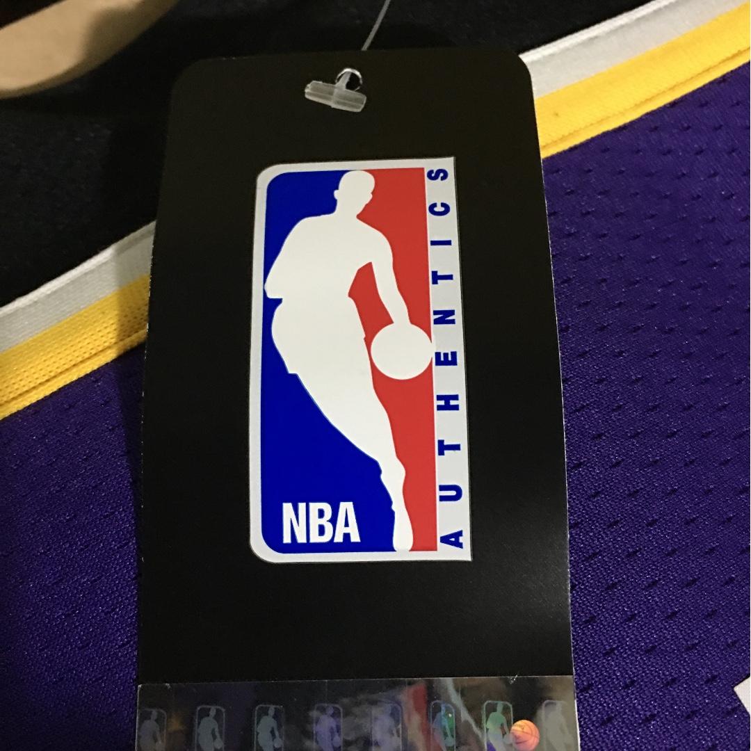 LeBron James Lakers jersey (Category: Activewear) located in Manila. Submitted by pingfed (Listing ID 262501813, Image 3). Description: Authentic NBA merchandise Size: Youth, Size 8 Color: Violet/Yellow #CarouTV.