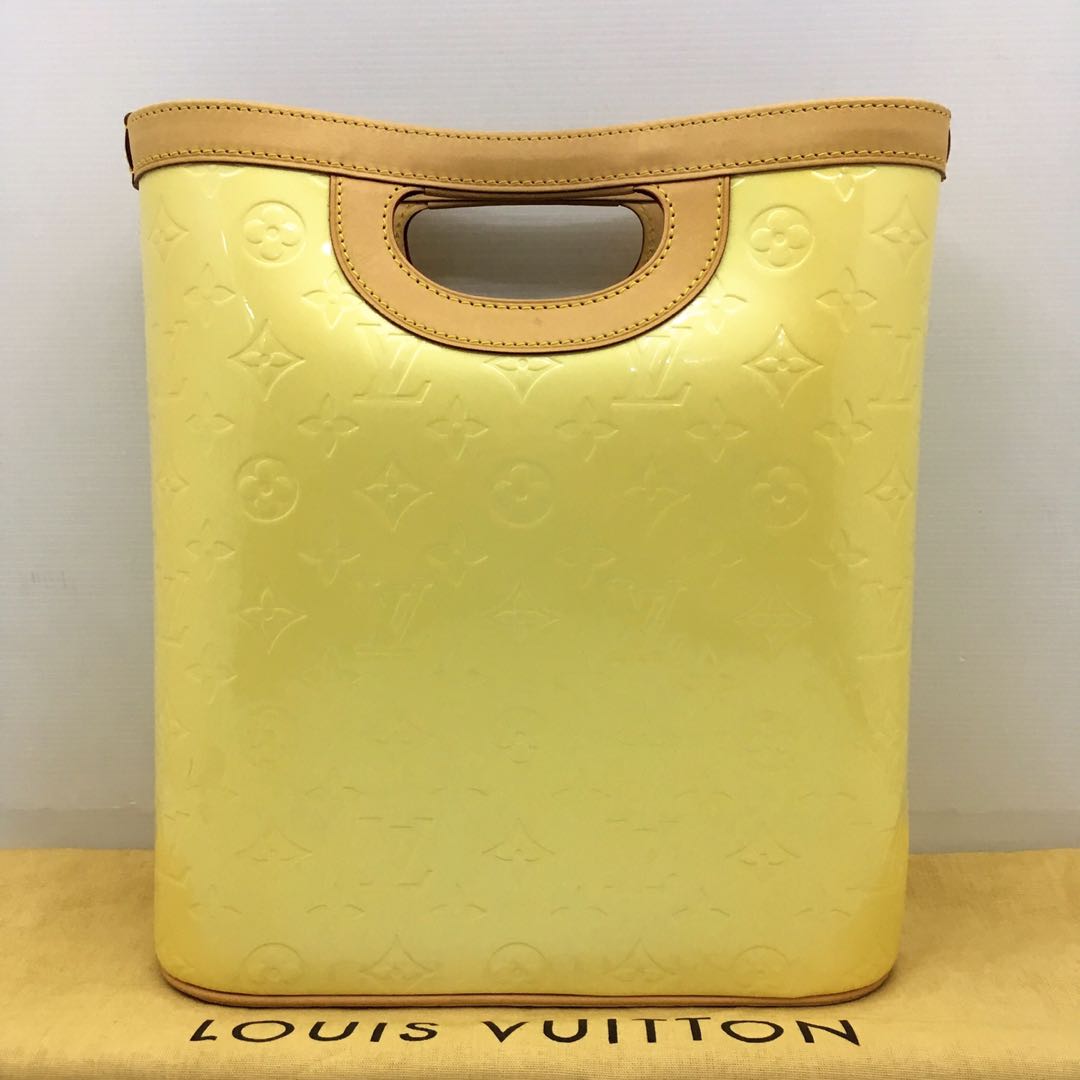 LOUIS VUITTON Vintage Vernis Alma BB Bag - A Retro Tale