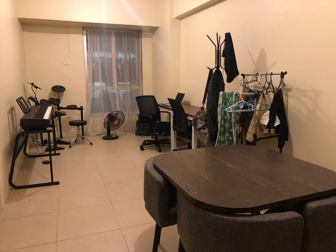 Male Condominium Male condo sharing Avida 34th BGC, Property, Rentals, Apartments ...