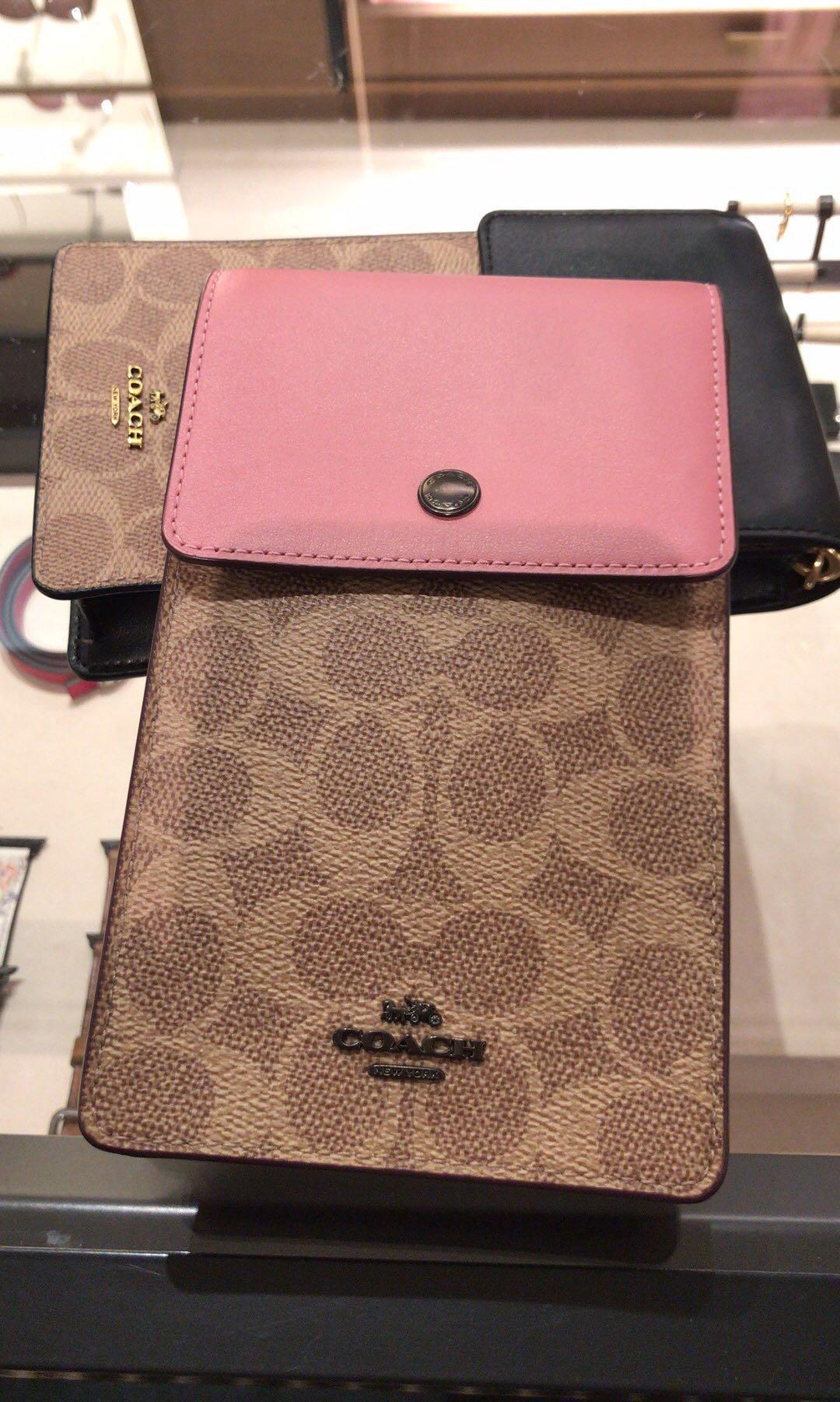 snap phone crossbody