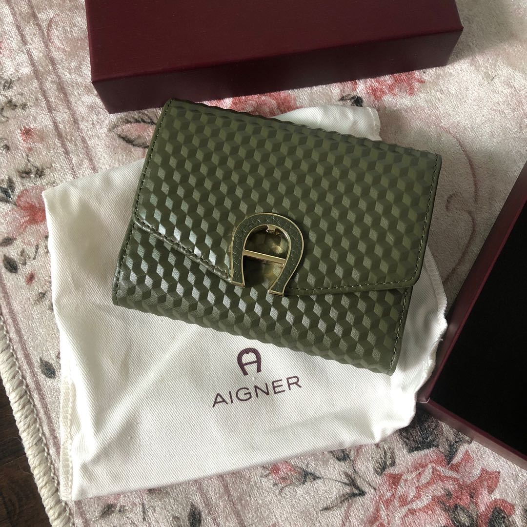 aigner ladies wallet