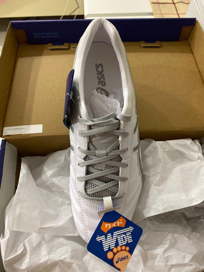 Asics Ds Light Wb 2 In White Sports Sports Apparel On Carousell