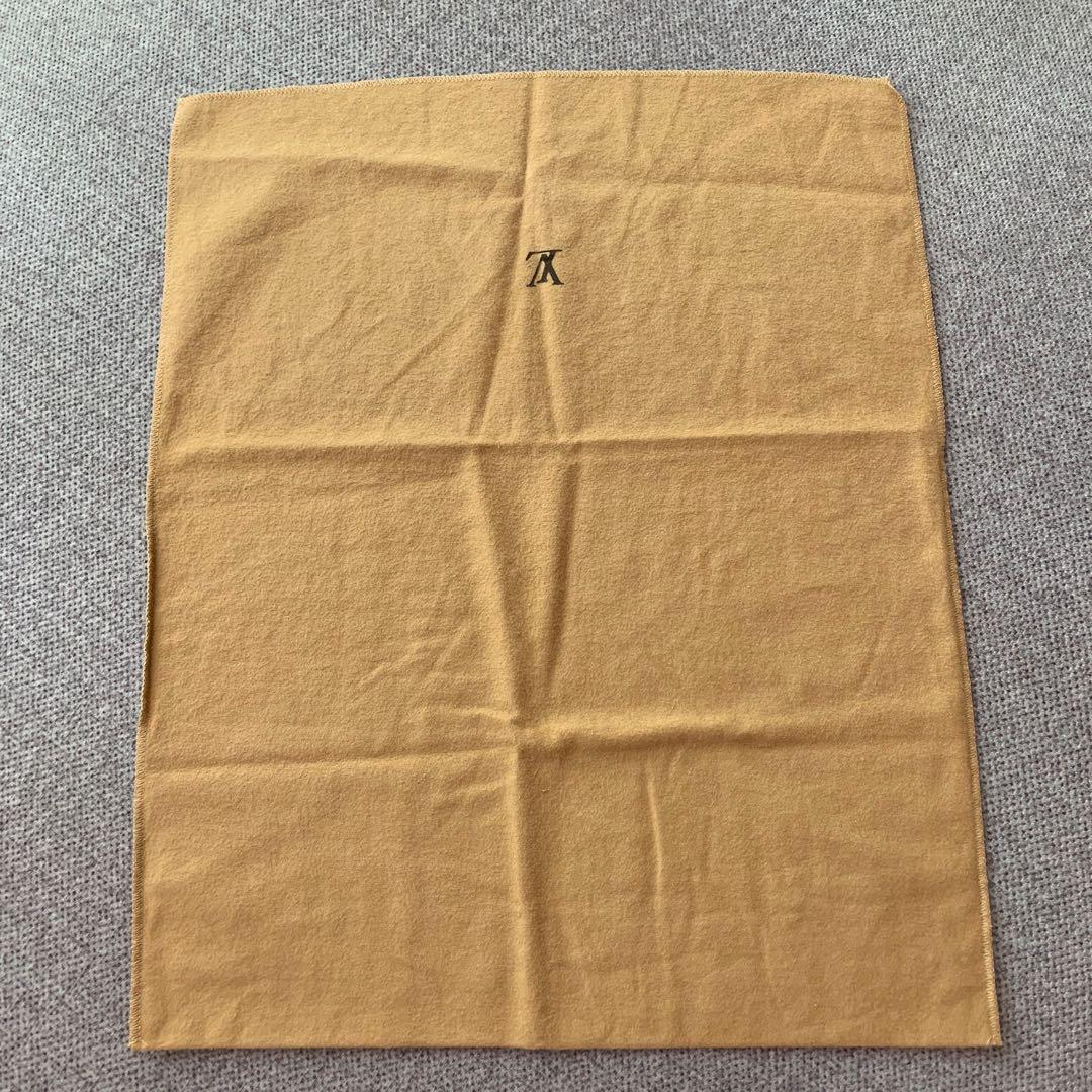 Authentic Louis Vuitton Envelope Style Dust Bag 5.25”x3.25” .