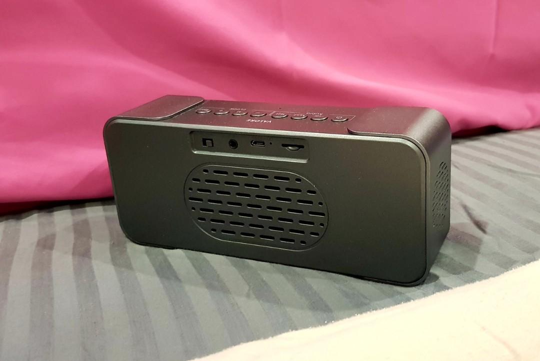 Bluetooth Speaker64720351899393112