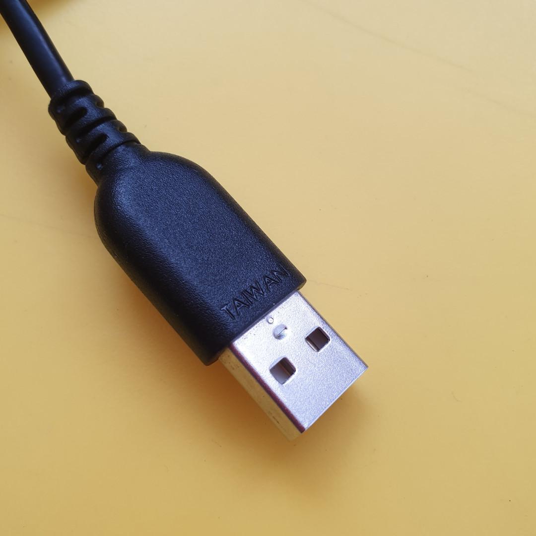 vivoactive hr charging cable