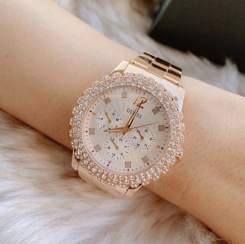 Guess w0335l3 store