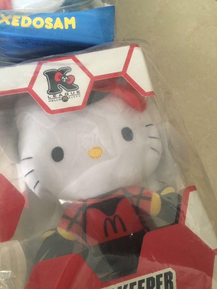 Hello Kitty 公仔 （分類：絨毛玩具）位於 Hong Kong。 由 tuwya 提交（商品編號 262653714，圖片 7）。簡介： 多隻hello kitty 公仔 可散賣 將軍澳 太子 面交。